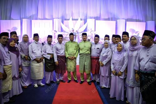 DATUK SERI ISMAIL SABRI YAACOB