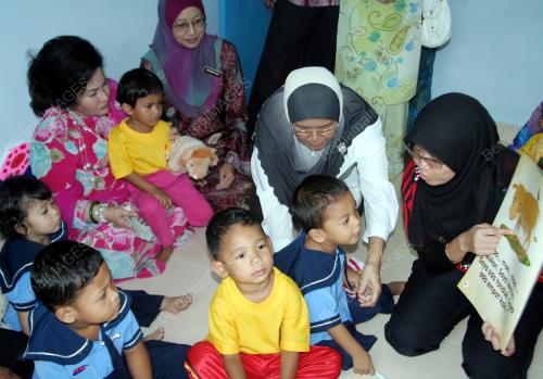 DATIN PADUKA ROSMAH MANSOR