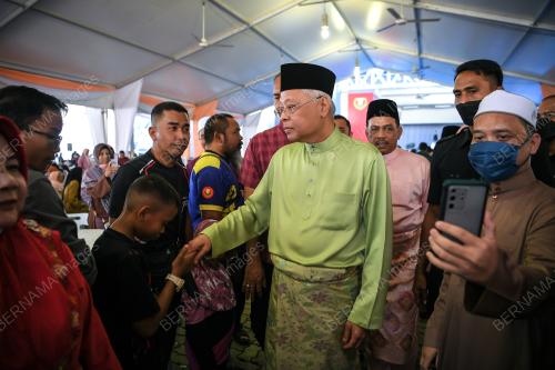 DATUK SERI ISMAIL SABRI YAACOB