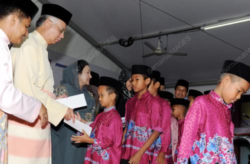KD19_29072012_PM_DUIT_RAYA