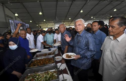 DATUK SERI ISMAIL SABRI YAAKOB