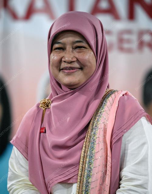 NOR AZRINA SURIP