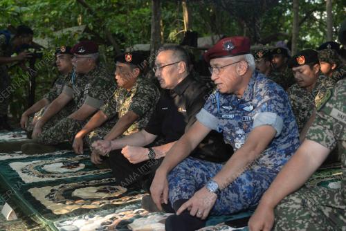 DATUK SERI HISHAMMUDDIN TUN HUSSEIN