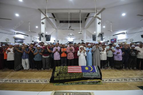 DATUK SERI SALAHUDDIN AYUB
