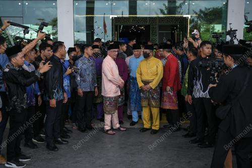 DATUK SERI ANWAR IBRAHIM