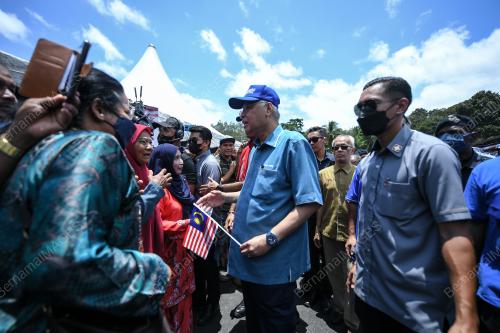 DATUK SERI ISMAIL SABRI YAAKOB