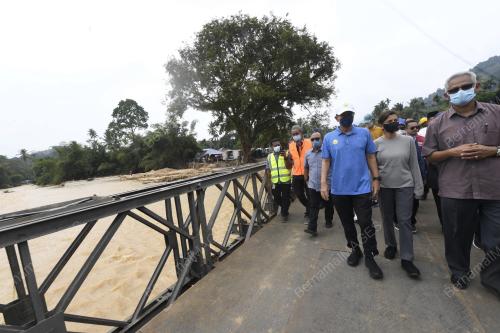 BANJIR DI BALING