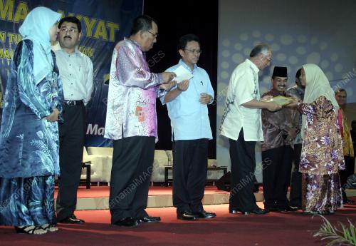 MOHD NAJIB ABDUL RAZAK
