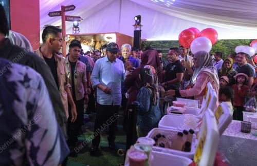 DATUK SERI ANWAR IBRAHIM