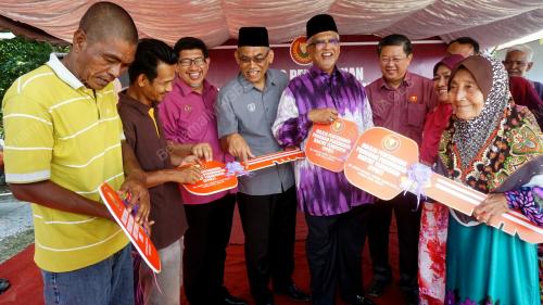 DATUK MAHFUZ OMAR