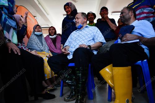 DATUK SERI DR SHAHIDAN KASSIM