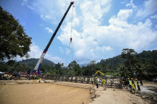 JAMBATAN SEMENTARA