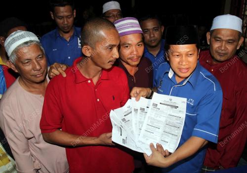 KD24_02112013_UMNO