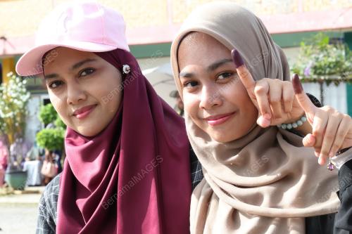 PILIHAN RAYA UMUM KE-15 (PRU15)