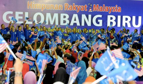 KD27_16022013_GELOMBANG_BIRU