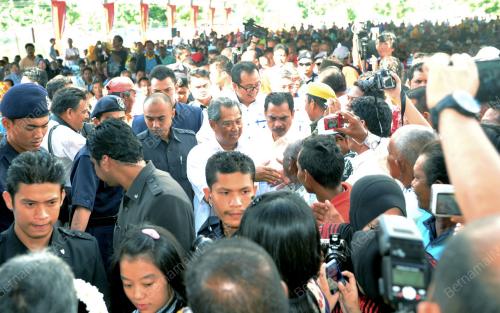 KD28_05042012_NELAYAN