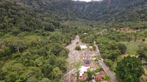 KD28_21102021_BANJIR_KILAT