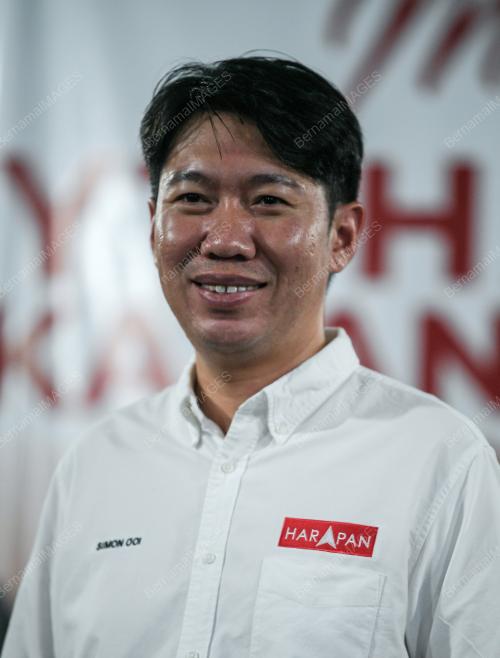 SIMON OOI TZE MIN