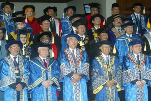 TUANKU ABDUL HALIM MU'ADZAM SHAH