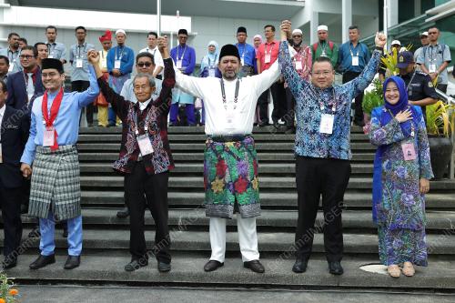 CALON PARLIMEN P015 SUNGAI PETANI