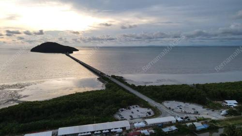 PULAU BUNTING,YAN