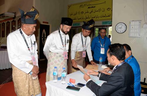 DATUK SERI MUKHRIZ TUN MAHATHIR