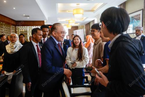 DATUK SERI ANWAR IBRAHIM