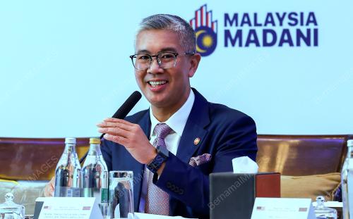 DATUK SERI ZAFRUL AZIZ