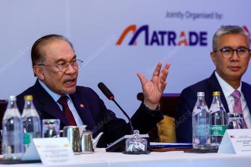 DATUK SERI ANWAR IBRAHIM