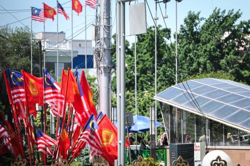 JALUR GEMILANG DI REPUBLIK KYRGYZ