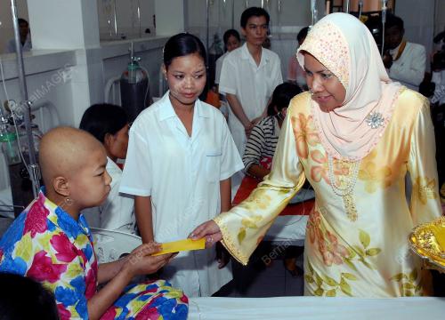 TUANKU NUR ZAHIRAH