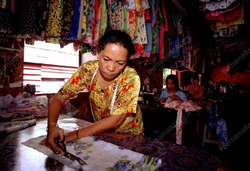 PERSIAPAN BAJU HARI RAYA
