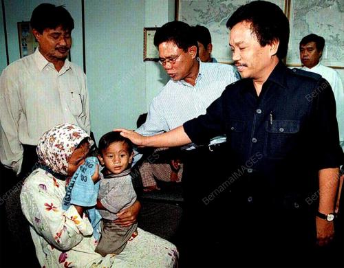 KELUARGA MANGSA