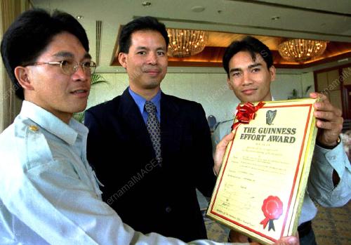 KK02_06012016_GUINESS_AWARD