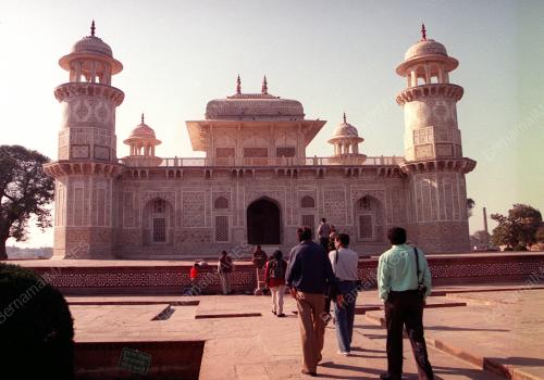 KL00-00_02_2001_BABY_TAJ_19012016