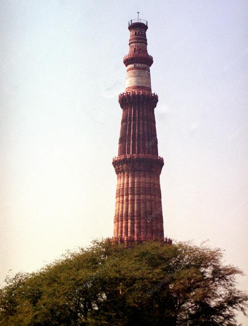KL00-00_02_2001_KUTUBMINAR_19012016