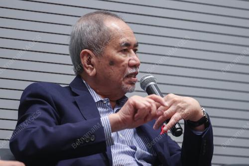 TAN SRI DR WAN JUNAIDI TUANKU JAAFAR