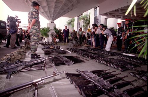 KL00-16_08_2000_DEMO-MINDEF_7_12012016