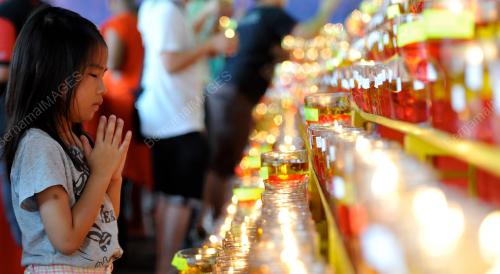 KL00_05052012_WESAK3