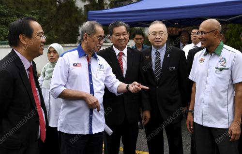 DATUK SERI DR WAN JUNAIDI TUANKU JAAFAR