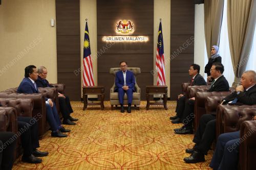 DATUK SERI ANWAR IBRAHIM