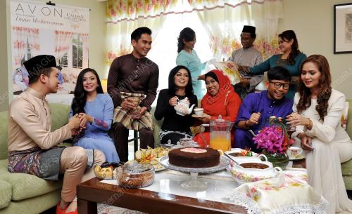 KL00_15042015_AVON_2