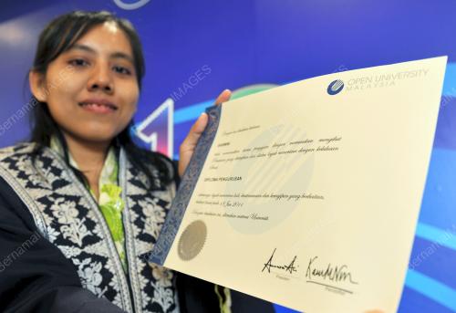 SARMIN MUHYADI