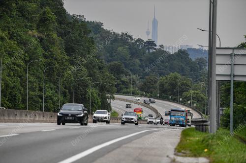 TINJAUAN ALIRAN TRAFIK