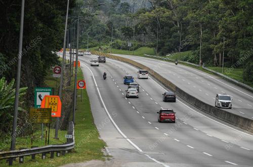 TINJAUAN ALIRAN TRAFIK