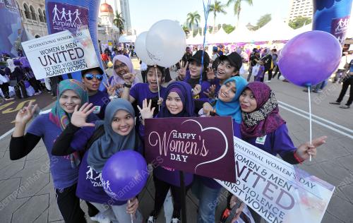 KL00_25052014_PURPLE