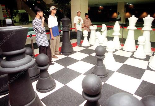 KEJOHANAN CATUR MERDEKA 2000
