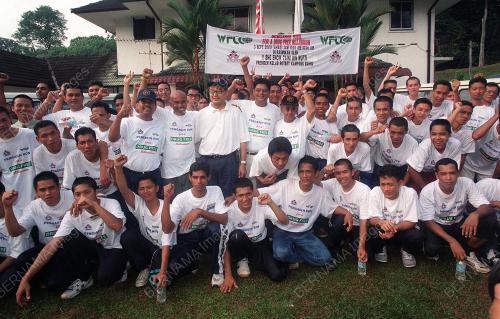 LARIAN PENGASIH