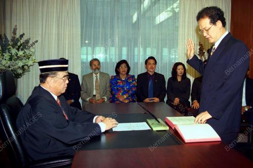 KL01-04_07_2001_YEW-SENATOR_28012016