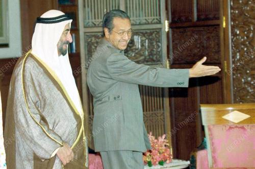 MAHATHIR MOHAMAD